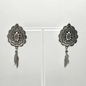 JJ Jonette Jewelry Earrings Silver Tone 1998 Feathers Boho Southwestern 2.5 Inch